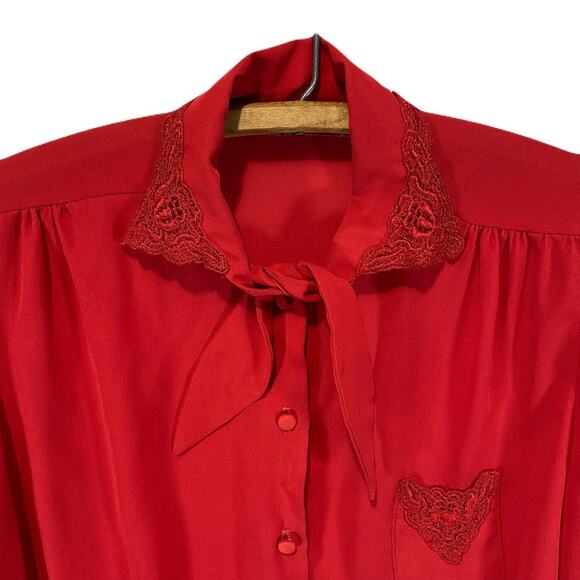 CHERI-ALAN Ltd. NewYork Embroidered Red Retro/Vintage blouse - Picture 1 of 12
